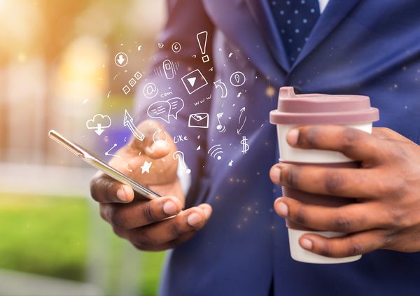 來林口當舖進行中小企業短期借錢成常態